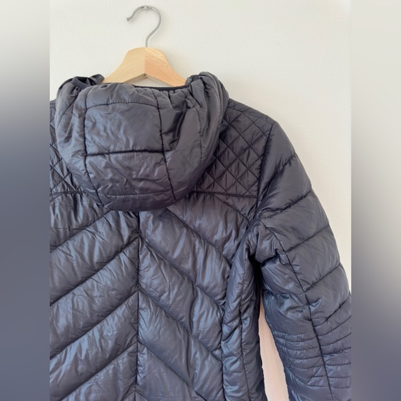 🖤SOLD🖤 BCBGeneration Ultra Lightweight Packable Puffer Jacket - Picture 7 of 8